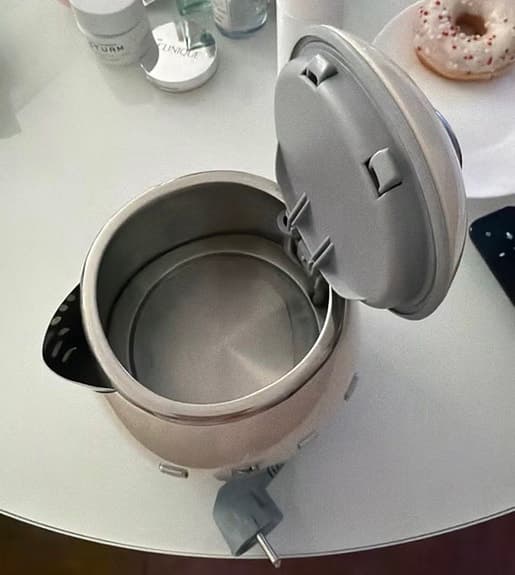 Smeg vattenkokare beige mini