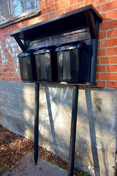 Nytt brevlådestativ för 3 lådor