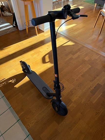 Xiaomi Mi Essential elsparkcykel (säljer två - pris är per cykel!)