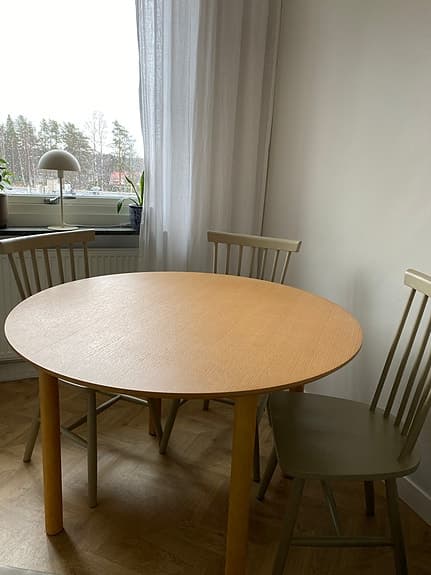 Matbord i ek från Department/RoyalDesign