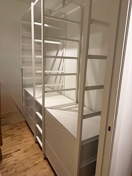 Elvarli förvaringssystem