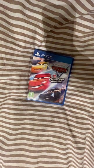 Disney Pixar Cars 3 Driven to Win spel Playstation 4