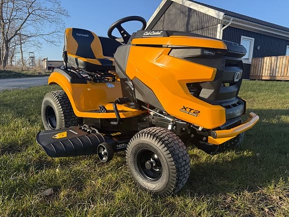 CUB CADET XT2 PS107. Gått endast 11 timmar