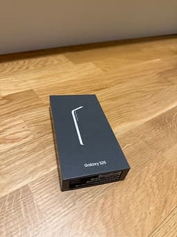 Samsung Galaxy S25 - Nyskick