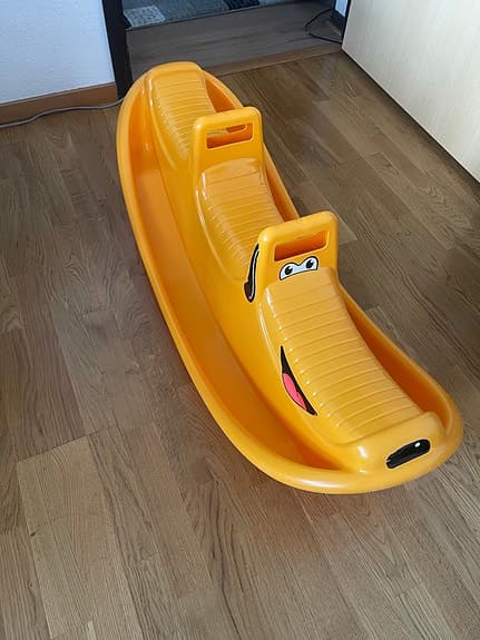 IKEA gungbräda leksak plast gul