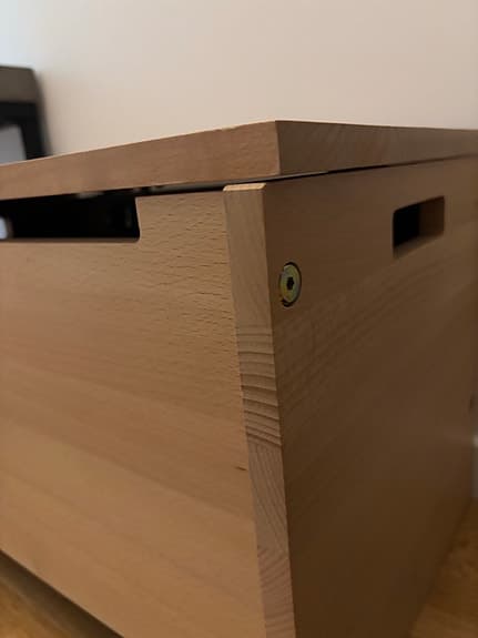 Bänk med förvaring