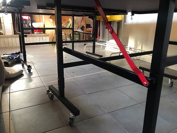 Bordtennisbord hopfällbart på hjul