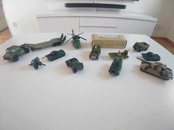 Matchbox, Corgi