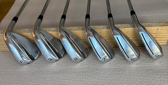 TaylorMade P790 (2025) 6 st järn (5-P), stålskaft, regular