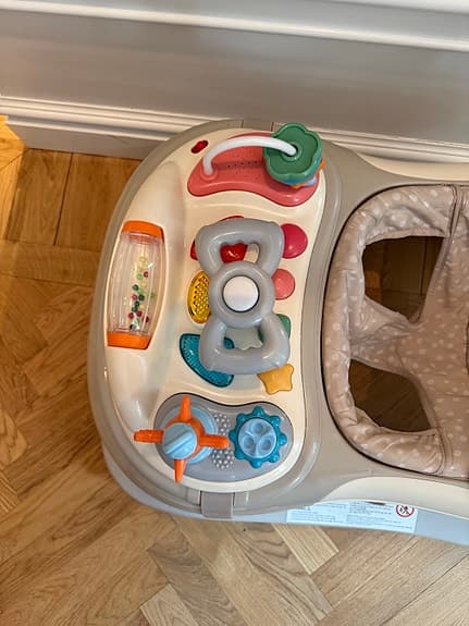 Gåstol från Beemoo Play - Sand Beige