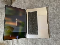 Apple MacBook Pro 16” M1 Pro - 16GB - 512GB