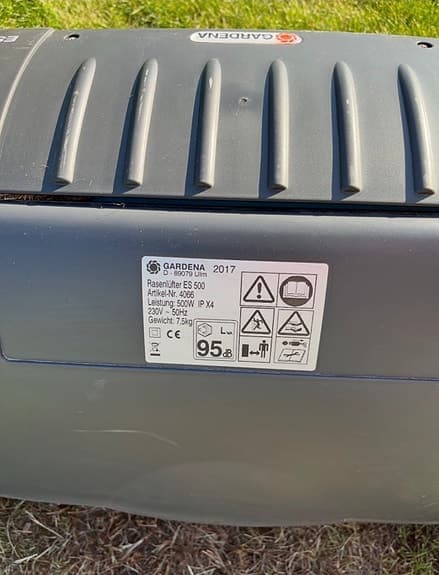 Gräsluftare Gardena ES 500