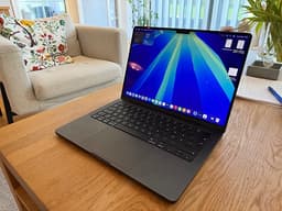 Apple MacBook pro M3 Max 14 tum grå