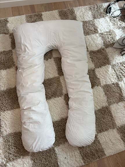 Rusta gravidkudde vit