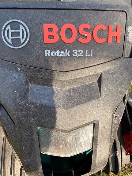Bosch Rotak 32 LI gräsklippare batteridriven