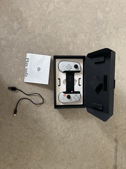 Blackbone one, mobile controller