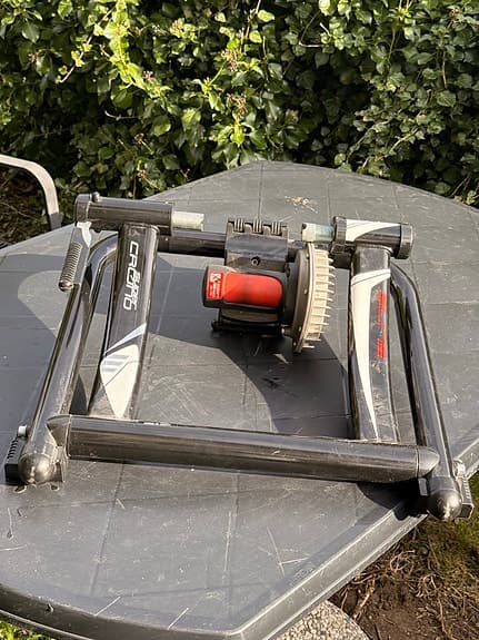 Elite Qubo Fluid cykeltrainer