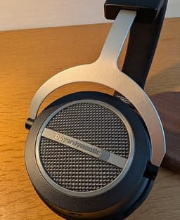 Beyerdynamic Amiron Audiophile headphone