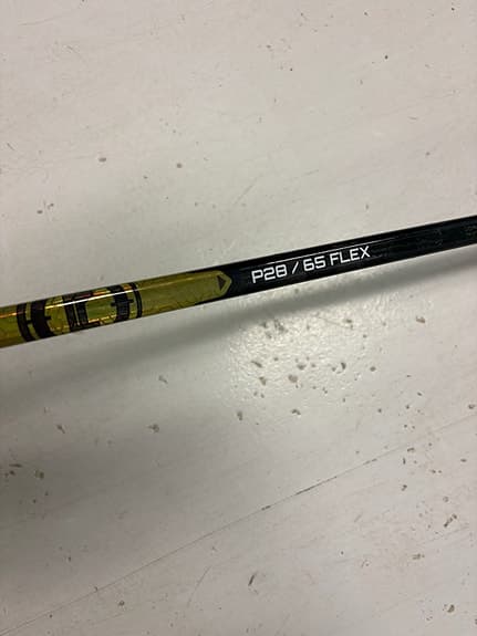 Bauer Left P28 65 Flex ishockeyklubba svart och guld