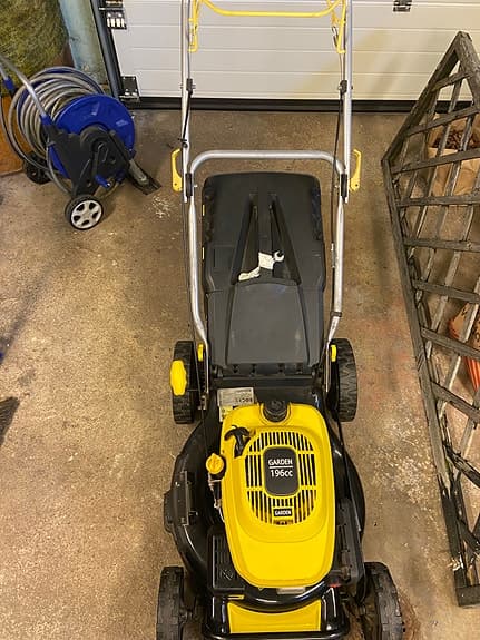 Texas bensindriven gräsklippare gul/svart