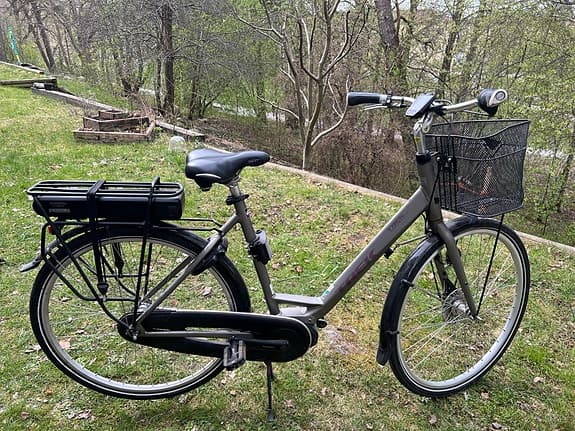 Trek elcykel C720+