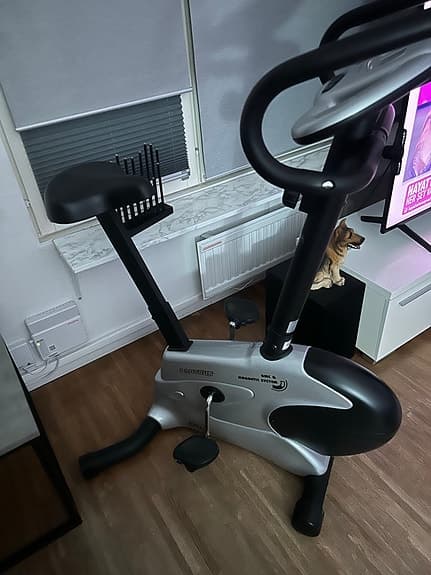 Träningscykel motionscykel svart/grå