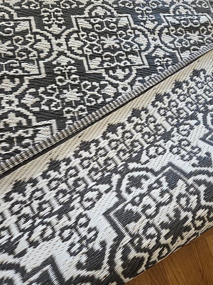 Bastmatta grå, vit mönstrad, utematta