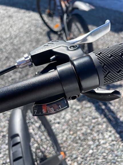 Mountainbike white xc240 trainer