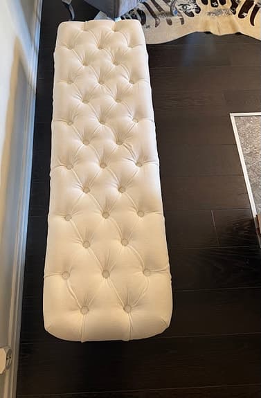 Elegant sittbänk från Benington chesterfield