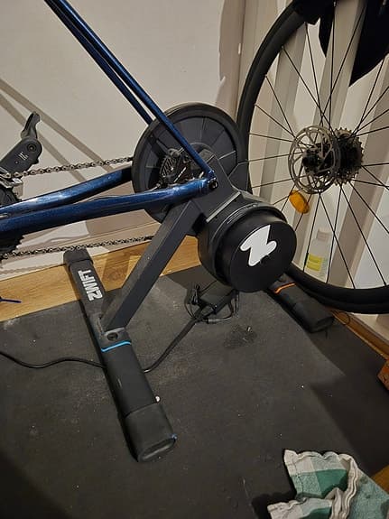 Zwift cykeltrainer one kug