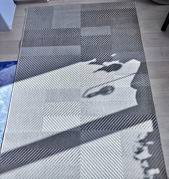 Utomhusmatta/ balkongmatta i nyskick!