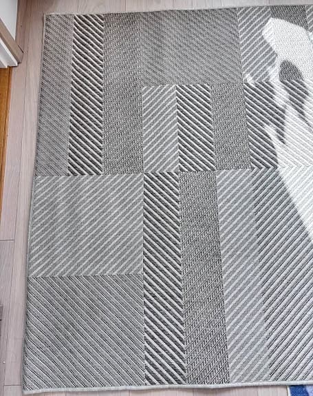 Utomhusmatta/ balkongmatta i nyskick!