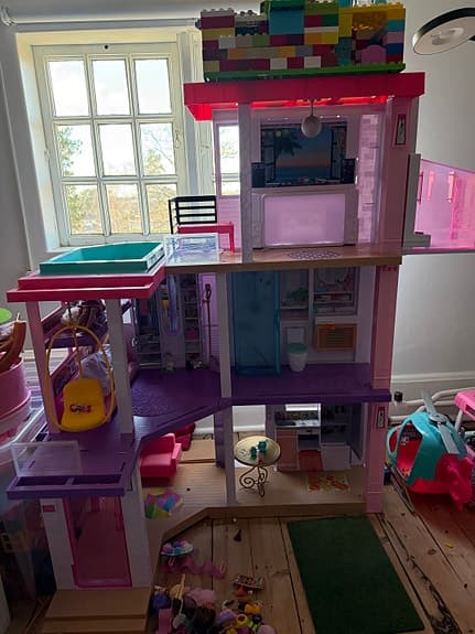 Barbie dockhus flerplans rosa