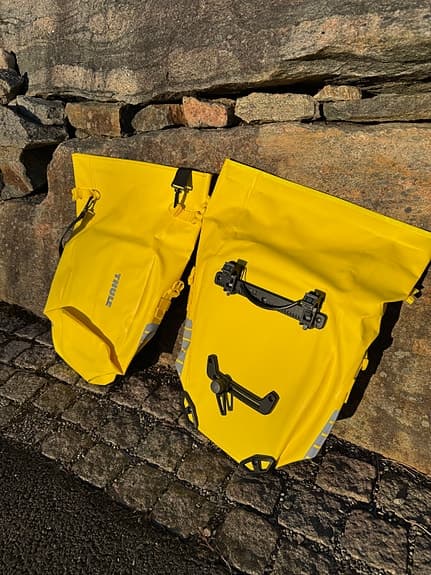 Thule cykelväskor gula vattentäta