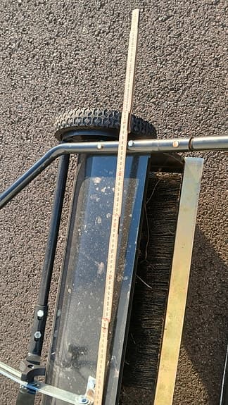Gräsuppsamlare / lövuppsamlare åkgräsklippare
