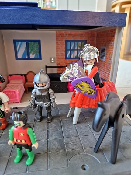 Playmobil Polisstation + Figurer och Tillbehör
