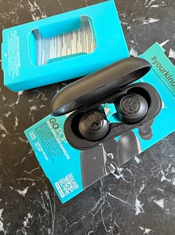 JLab Go Pop trådlösa in-ear hörlurar svart