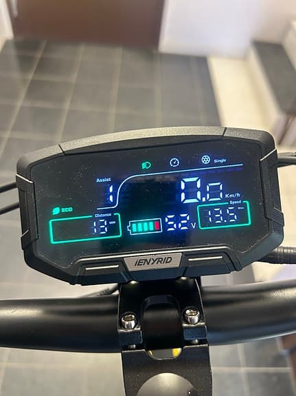 iEnyrid ES1 elsparkcykel svart/guld- Helt ny