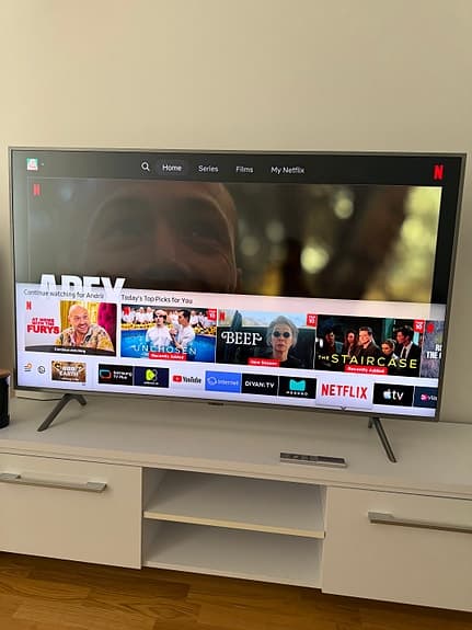 Samsung 55" QLED 4K Smart TV - i nyskick