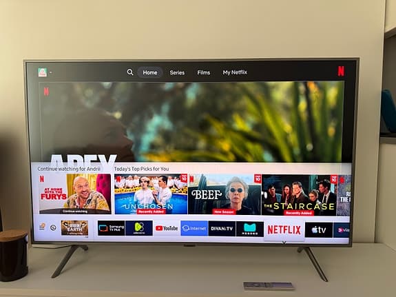 Samsung 55" QLED 4K Smart TV - i nyskick