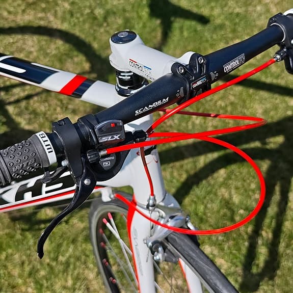 KHS Flite 450 racerhybrid. Helt ny. Custombyggd. 700X23C däck. 10 växlar.