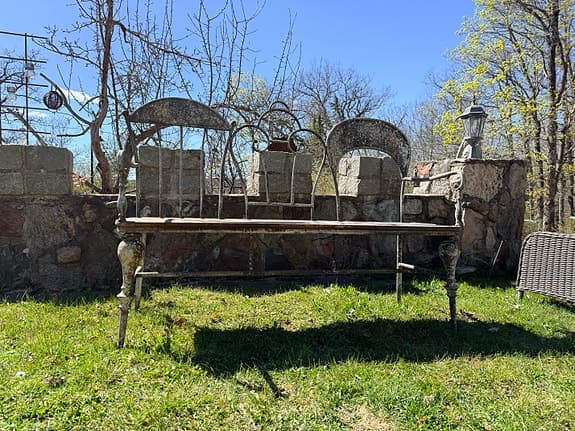 Trädgårdsbänk annorlunda och läcker! Hämta i helgen, vi flyttar