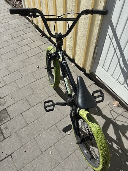 16" Trick BMX för barn från 7 år