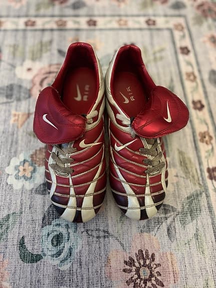 Nike fotbollsskor röd/vit Vintage Nike Total 90 I 1st Edition FG VT Cleats.