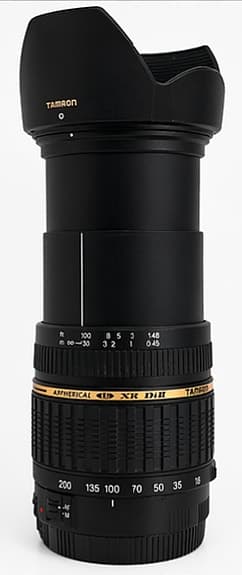 Tamron 18–200mm objektiv (för Canon) + motljusskydd