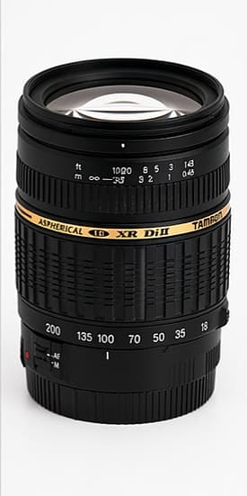 Tamron 18–200mm objektiv (för Canon) + motljusskydd