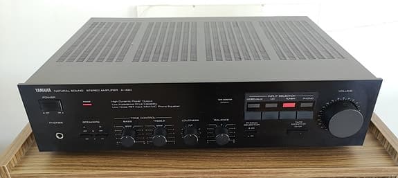Yamaha  A-420 förstärkare.
