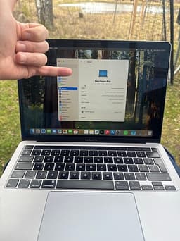 Apple MacBook Pro 2020 core i5 silver 13” i ny skick!!