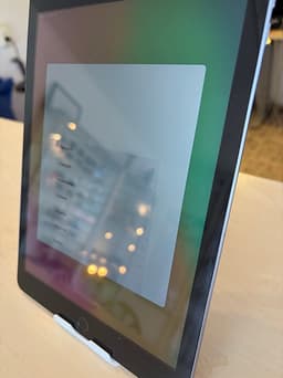 Apple iPad surfplatta 32 GB Svart