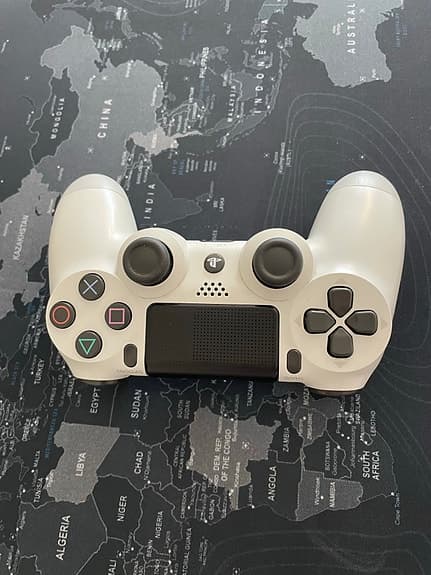 Xim apex, ps4 kontroller och m8 gaming mus